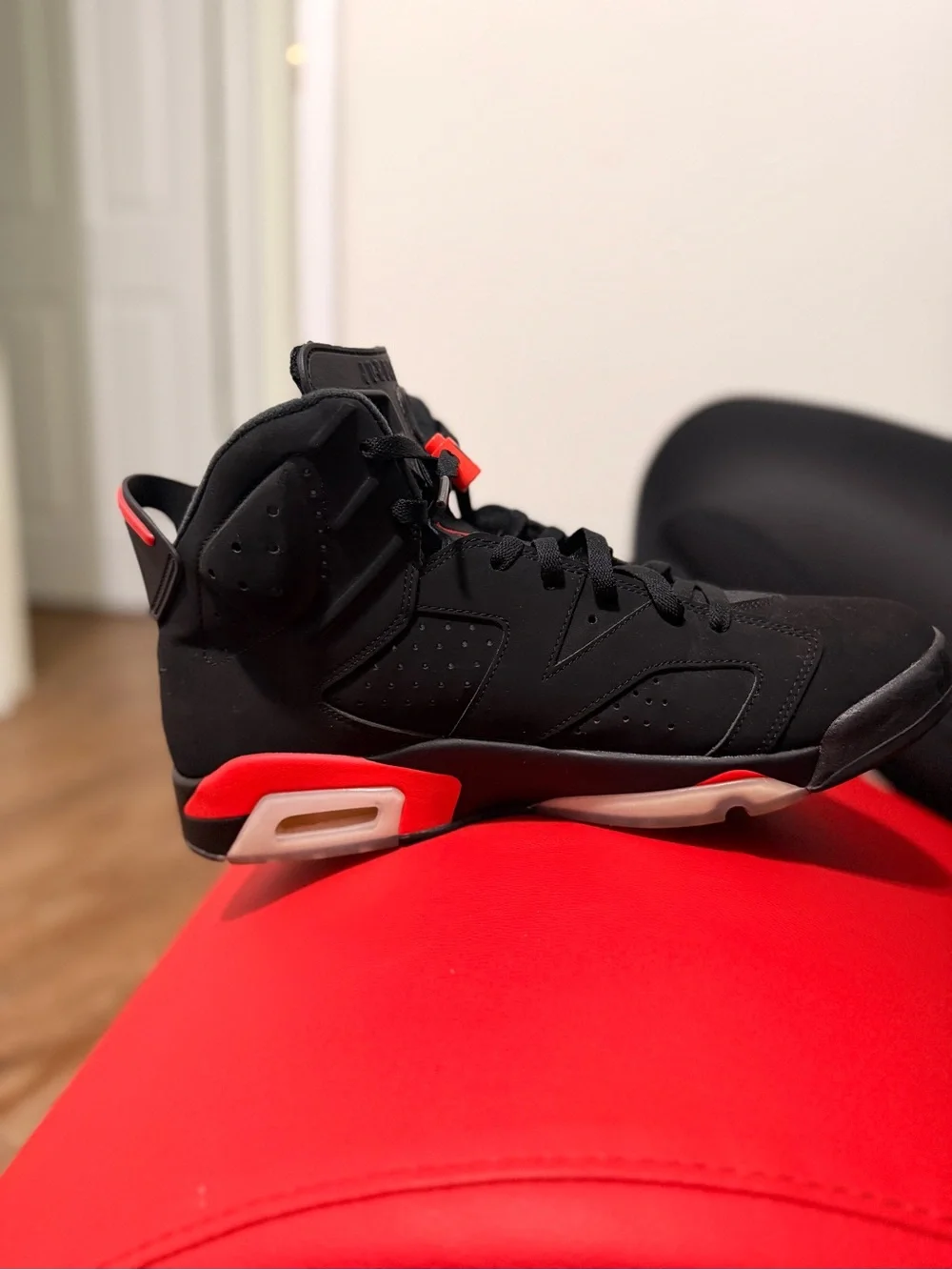 Black and Red Jordan 6 Infrared 2019, Size 13